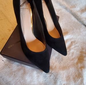 Brian Atwood black suede pump sz 10
